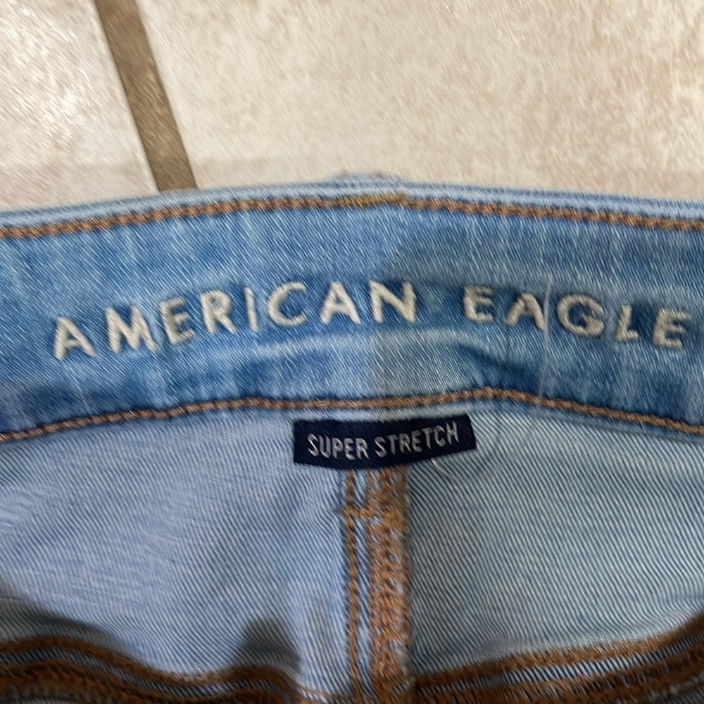 American Eagle Patched High Rise Jegging Crop Jeans 2 - Picture 2 of 8